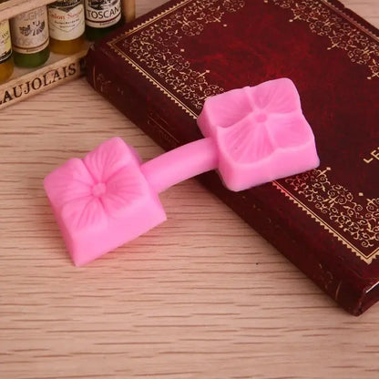 Pastel five petals flower silicone mold kitchen baking tool