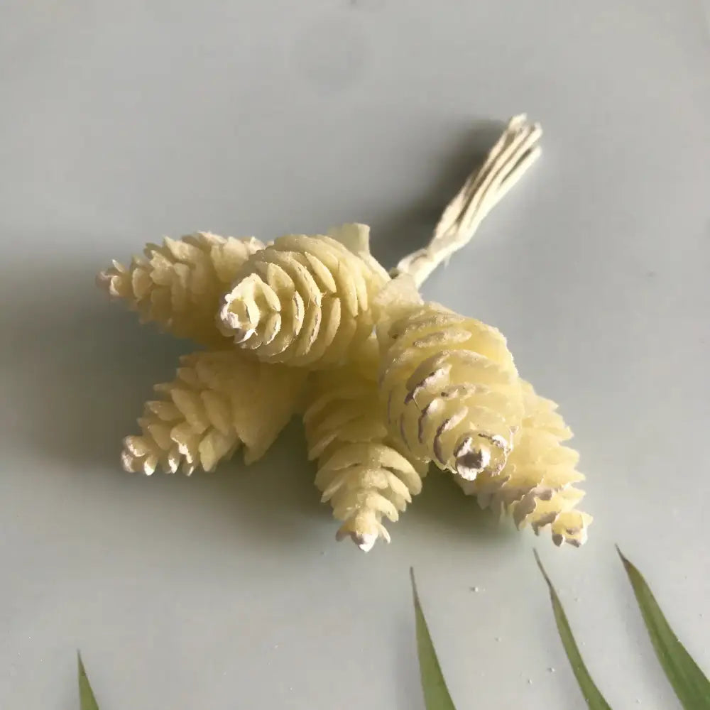 Pastel pinecone artificial flower wreath for living room decor