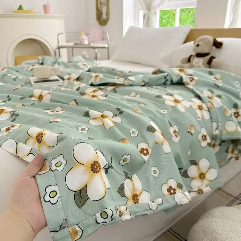 Pastel pink & white cartoon bear printed summer quilt bedroom blanket
