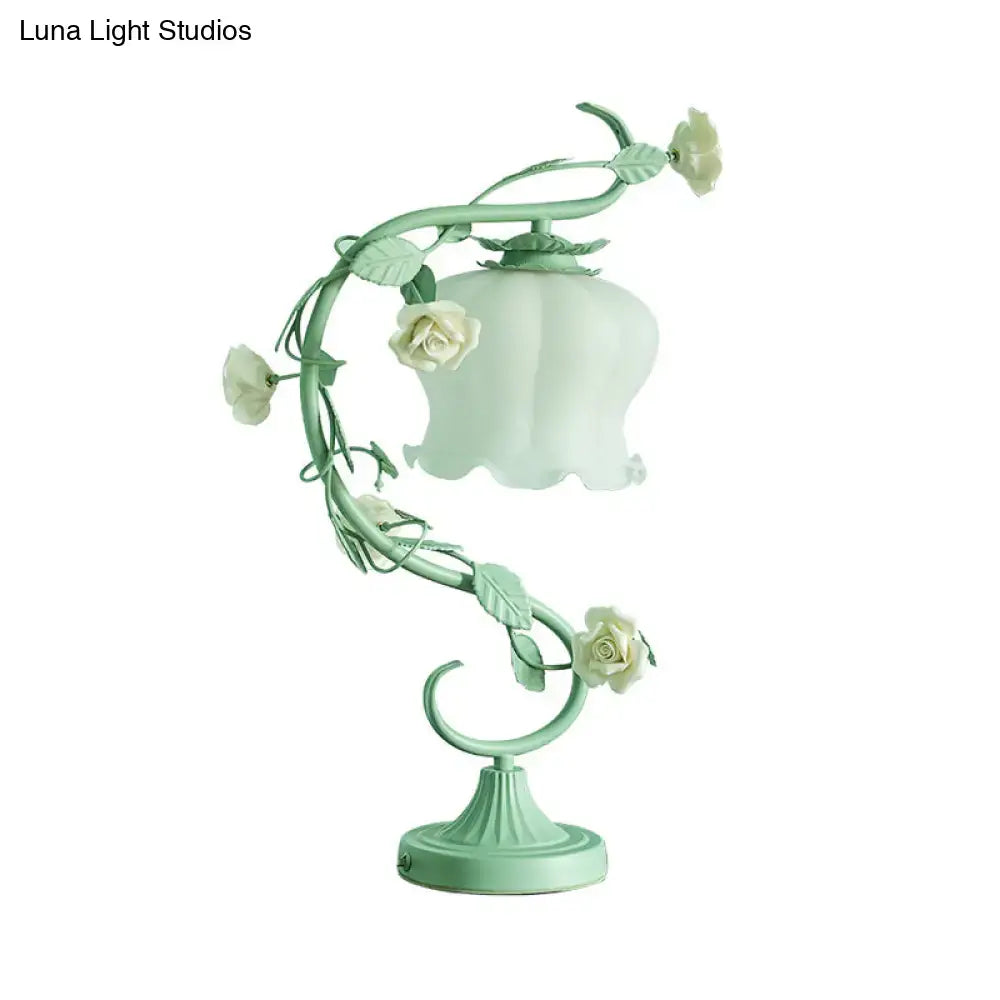 Pastoral turquoise & white rose table lamp bedroom usb charger