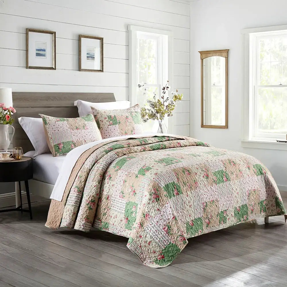 Patchwork rust & cream floral coverlet bedding set bedroom bedspread