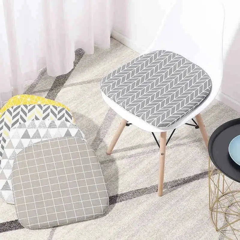Patterned cotton hemp chair cushion for dining room seating