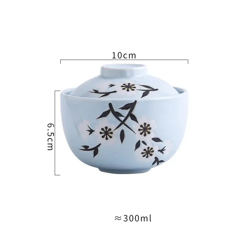 Patterned white & blue ceramic stew pot bowl dining room steaming cup
