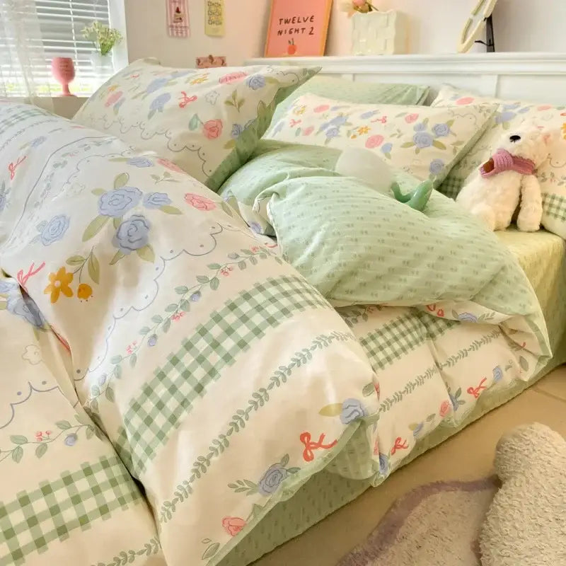 Pink and white cartoon printed cotton quilt cover bedroom bedding set