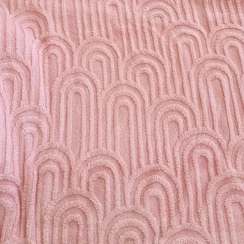 Pink & white double layered flannel arch plush blanket bedroom quilt