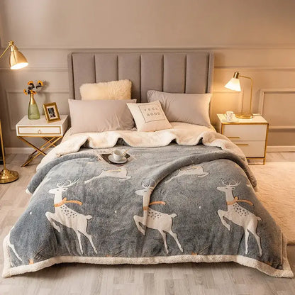 Plush cream floral fleece wool blanket for bedroom