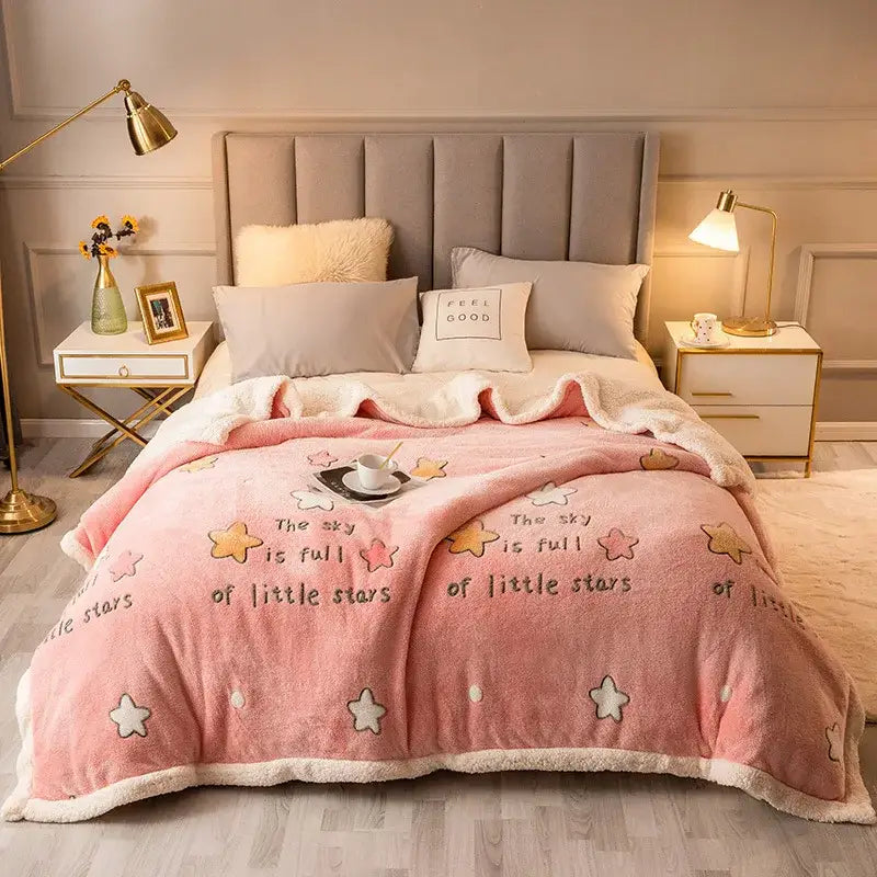 Plush cream floral fleece wool blanket for bedroom