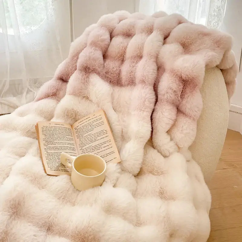 Plush cream & gradient pink double layer faux fur bedroom blanket