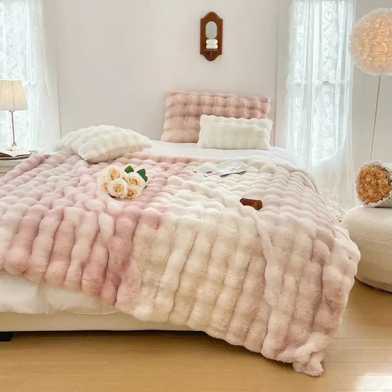 Plush cream & gradient pink double layer faux fur bedroom blanket