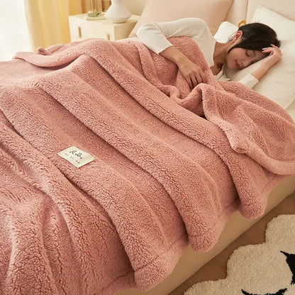 Plush gray & cream coral fleece blanket – bedroom cozy sofa cover