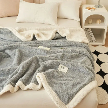 Plush gray & cream coral fleece blanket – bedroom cozy sofa cover