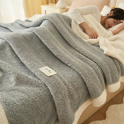 Plush gray & cream coral fleece blanket – bedroom cozy sofa cover