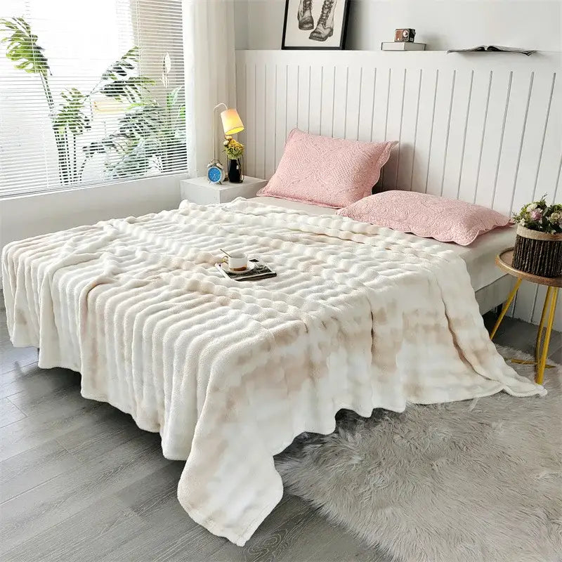 Plush gray gradient fleece throw blanket living room chunky weave