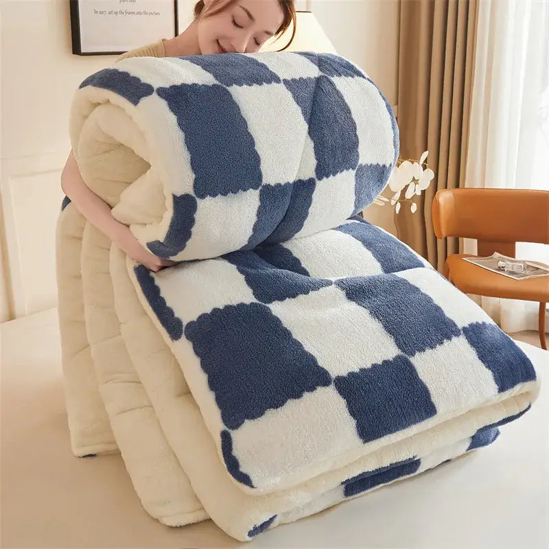 Plush navy & white cozy checkerboard duvet blanket bedroom fleece