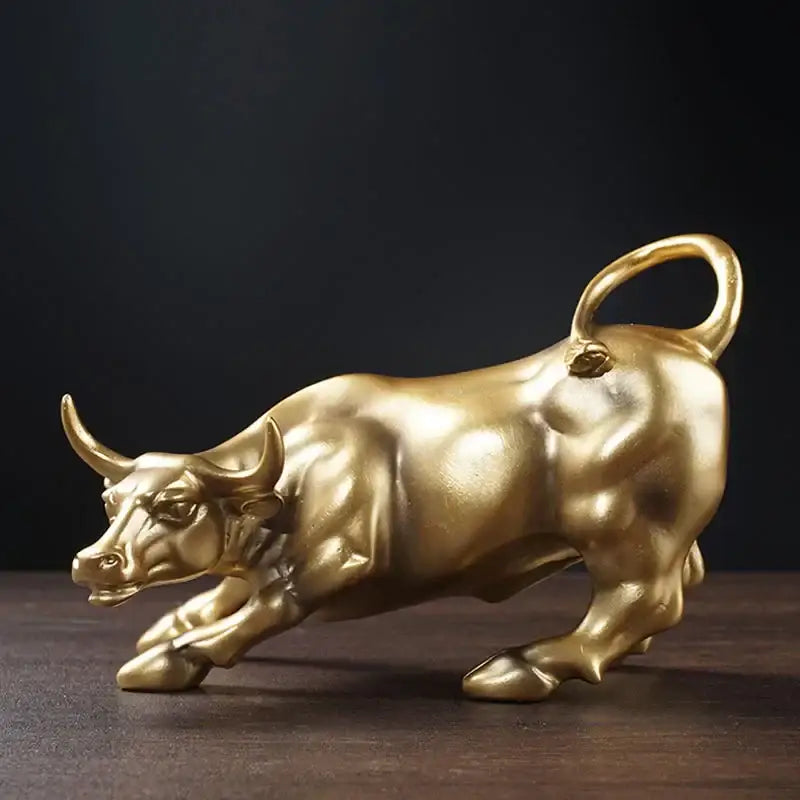 Polished gold wall street bull statue office decor