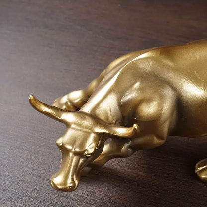 Polished gold wall street bull statue office decor