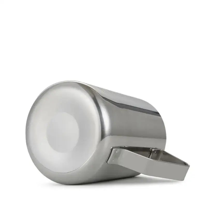 Polished stainless steel frothing cup kitchen latte art pitcher