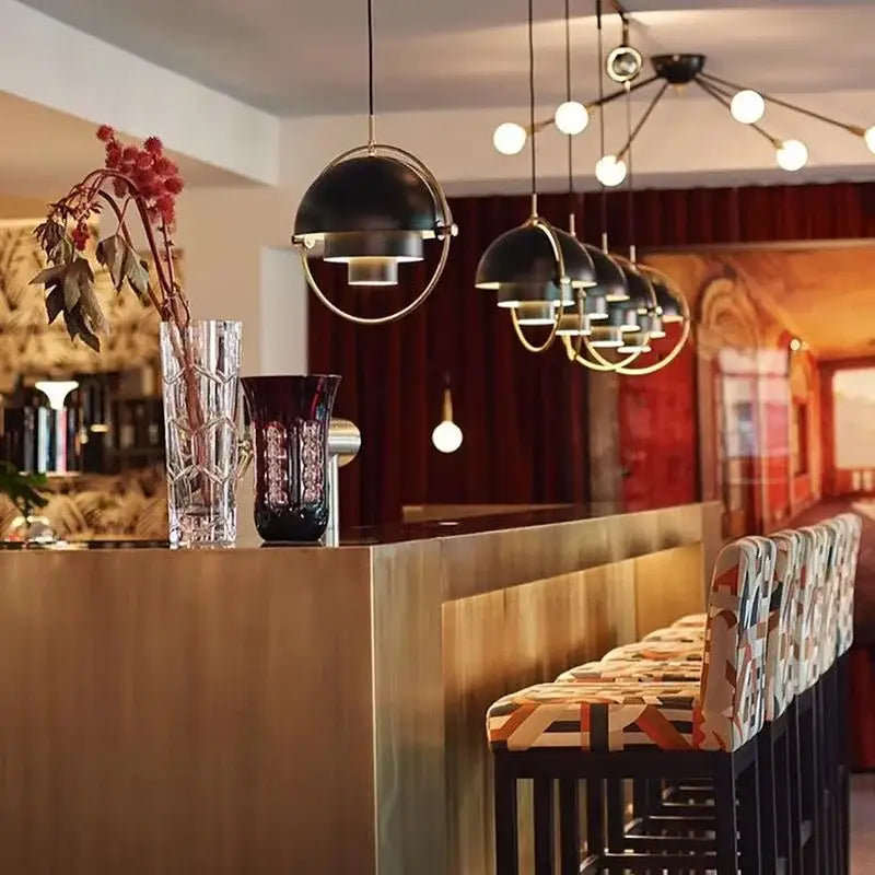 Post modern black & gold iron pendant lights for dining room