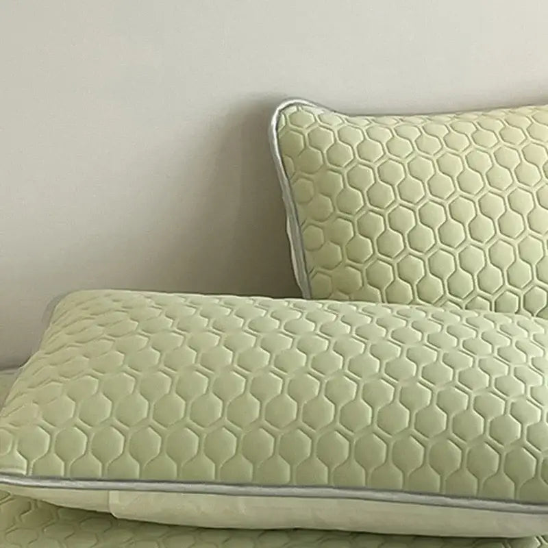 Quilted light green cooling mat bedroom bedding set