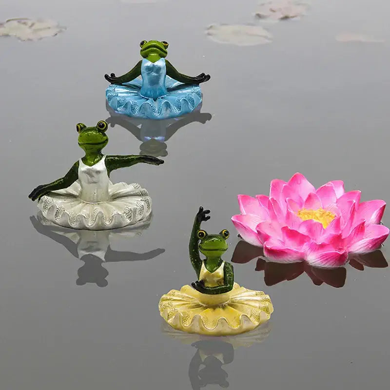 Realistic dark green & beige floating crocodile head garden water decor