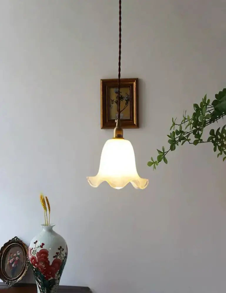 Retro cream glass led pendant lamp for kitchen with brass finish
