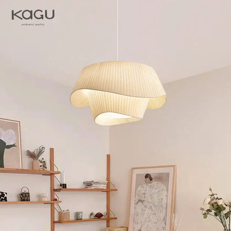 Retro pleated cream fabric chandelier bedroom pendant light