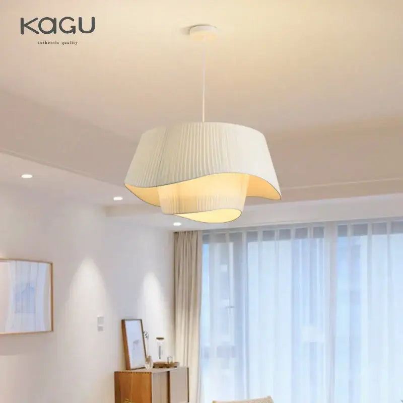 Retro pleated cream fabric chandelier bedroom pendant light