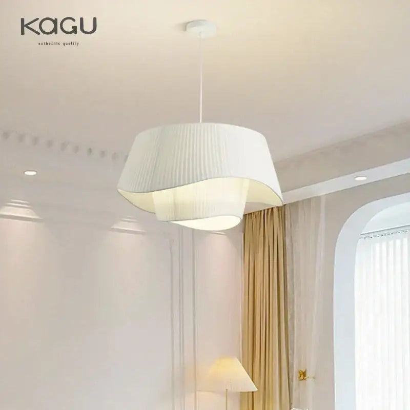 Retro pleated cream fabric chandelier bedroom pendant light