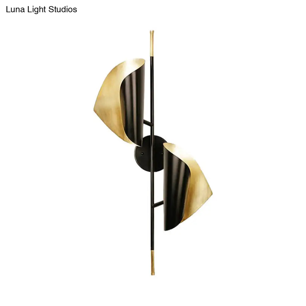 DecorBites™ Ribbed Curved Sheet Sconce - Postmodern 2 Heads Wall Mount Lighting for Stair - Black & Gold