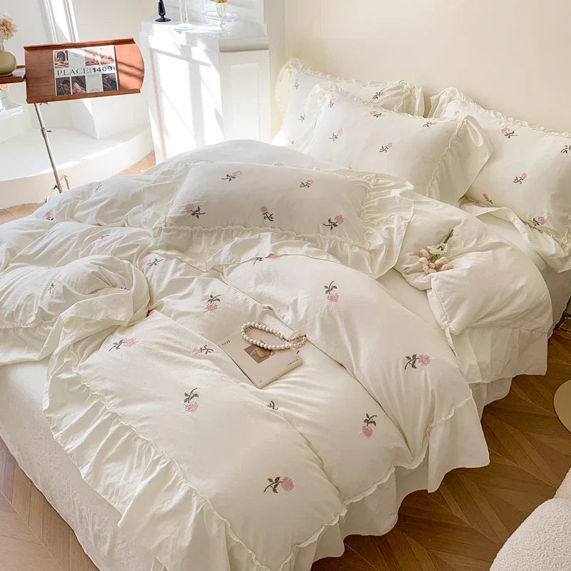 DecorBites™ Rose Embroidered Duvet Set - Princess Style