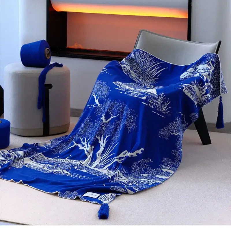 Royal blue and white knitted sofa blanket living room throw