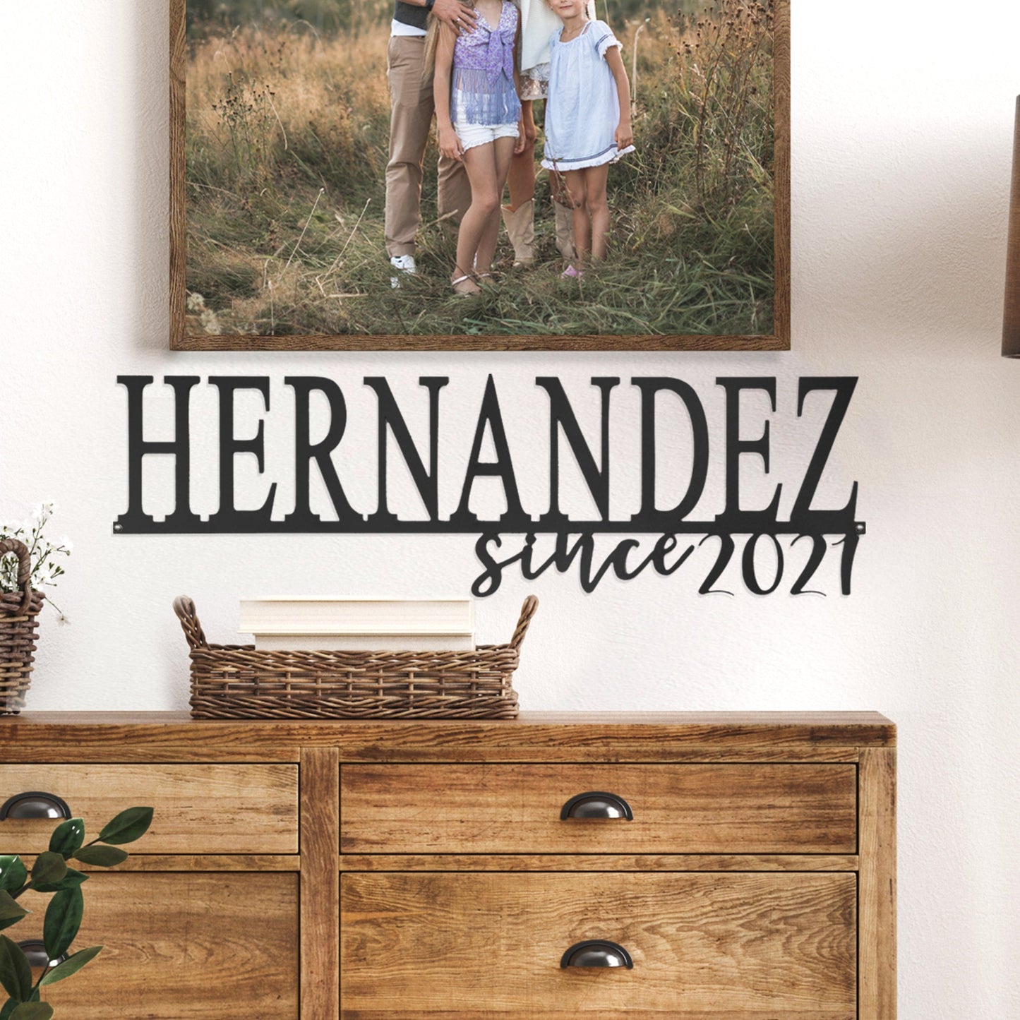 [COL] Our Happy Family - 2 Styles Personalized Family Name Signs For Home Decor
