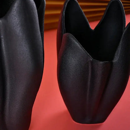 Sculpted petal black texture ceramic vase living room decor