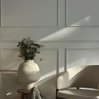 Sculptural white hammer pattern ceramic vase for living room desk