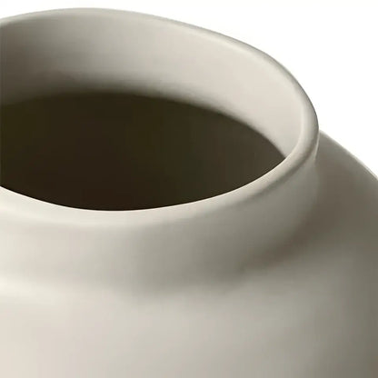 Sculptural white hammer pattern ceramic vase for living room desk