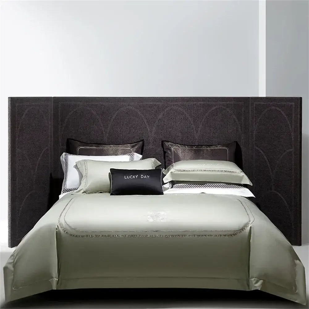 Silver cotton satin jacquard bedding set bedroom lucky day accent