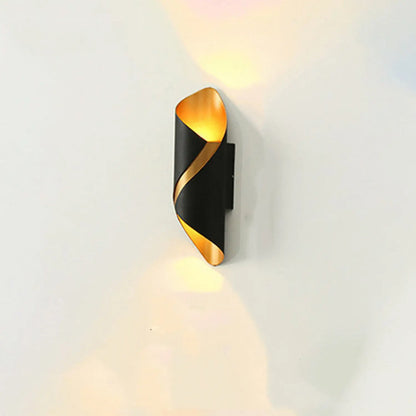 Simple Outdoor LED Lamp with Sleek Waterproof Design