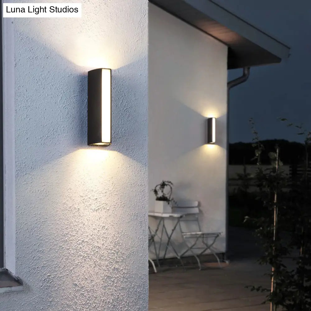 DecorBites™ Simple Style Matte Black Rectangle LED Wall Light Metallic Sconce Lamp - Outdoor Use