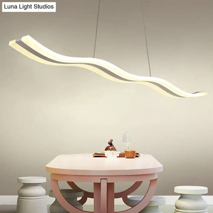 DecorBites™ Sleek Acrylic LED Pendant Light Fixture - Island Lighting for Chic Dining Ambiance