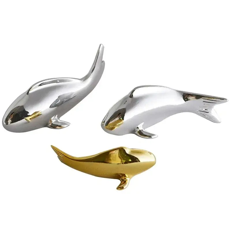 Sleek goldfish resin wall hanging living room gold decor