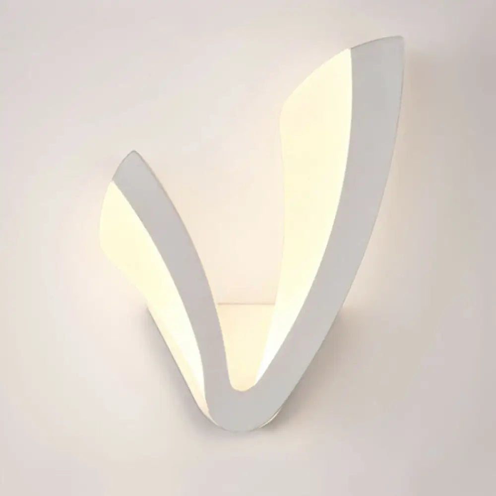 DecorBites™ Sleek LED Wall Sconce in White - Perfect for Bedside Mounting
