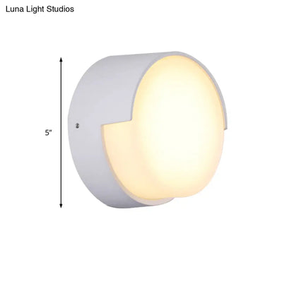 DecorBites™ Sleek Metal and Acrylic Wall Sconce: Simplistic Round/Square Shade with Warm/White LED Lighting for Hallways (White)