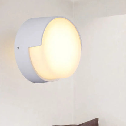 DecorBites™ Sleek Metal and Acrylic Wall Sconce: Simplistic Round/Square Shade with Warm/White LED Lighting for Hallways (White)