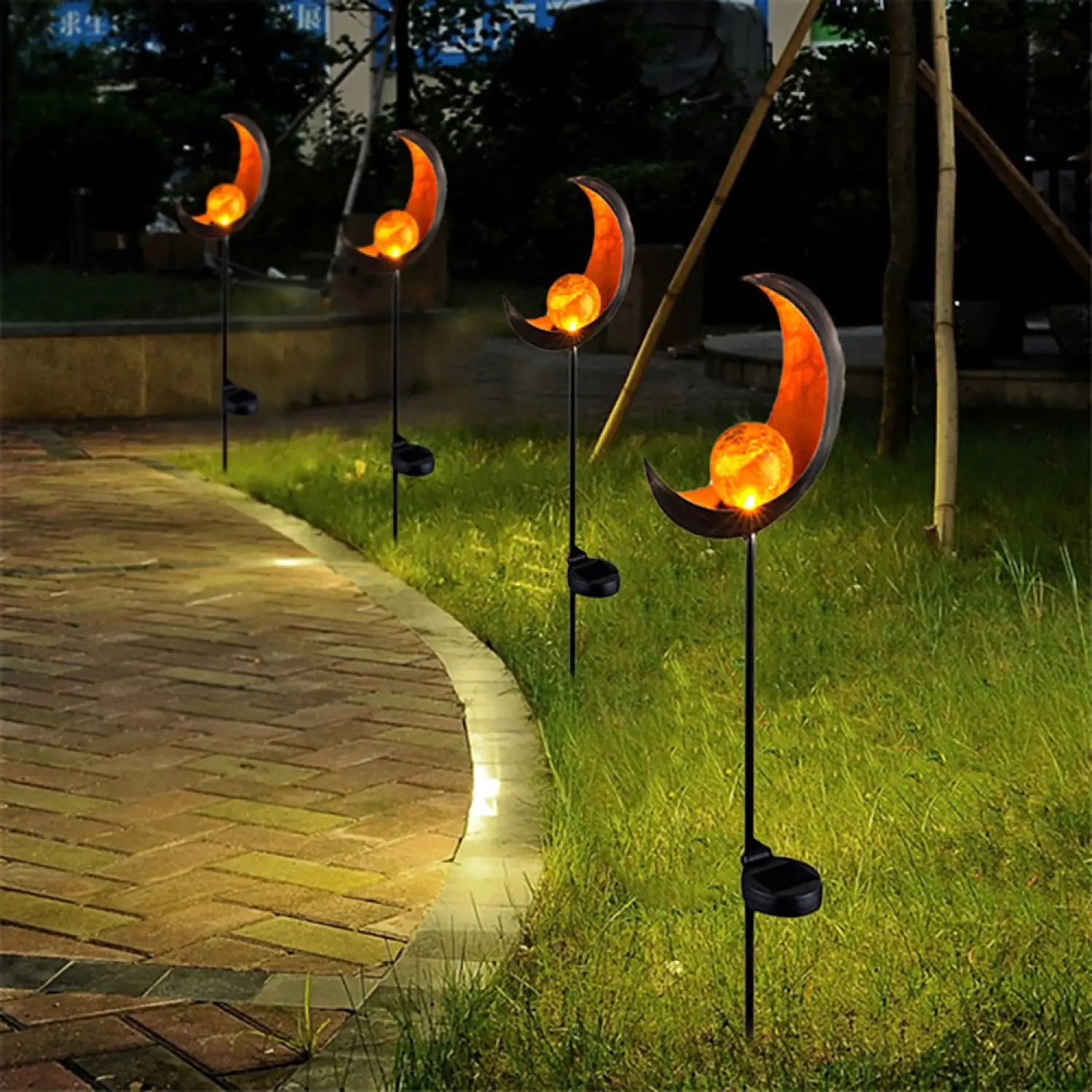 Solar LED Lamps with Waterproof & Flame Effect for Outdoor Garden Lighting