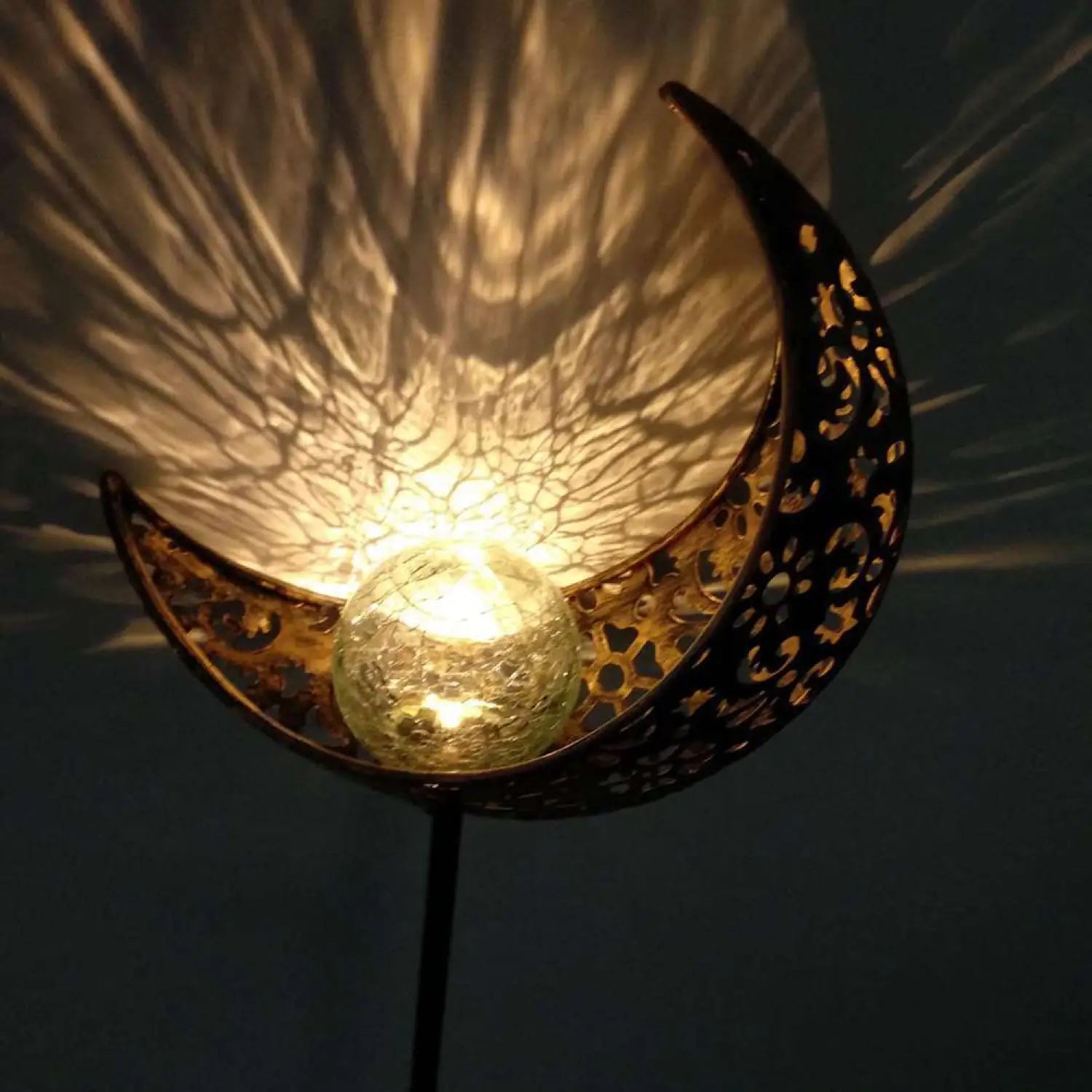 Solar LED Lamps with Waterproof & Flame Effect for Outdoor Garden Lighting
