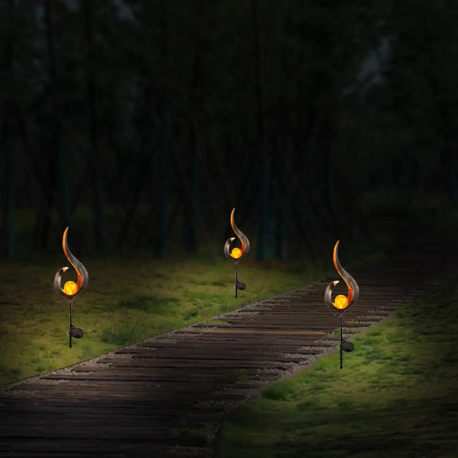Solar LED Lamps with Waterproof & Flame Effect for Outdoor Garden Lighting