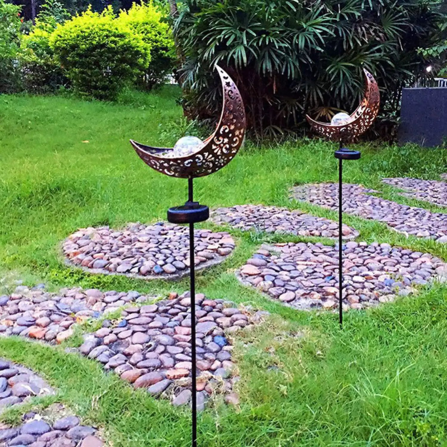 Solar LED Lamps with Waterproof & Flame Effect for Outdoor Garden Lighting