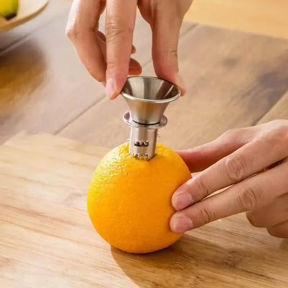 Stainless steel lemon squeezer juicer pourer for kitchen citrus