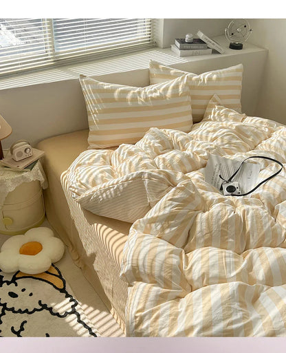 DecorBites™ Striped Quilt Set with Pillowcases and Sheet