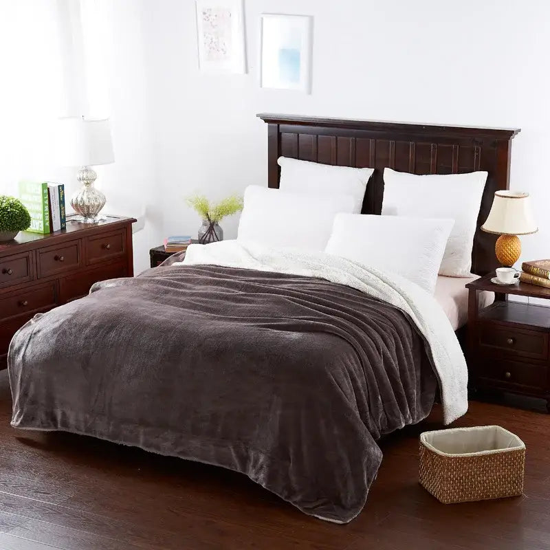 Tan & cream cozy lambswool flannel blanket bedroom fleece throw